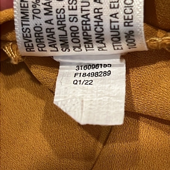 Knox Rose Mustard Color Sleeveless Top Ruffles, Eyelet, Empire Waist - Picture 9 of 12